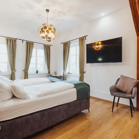 Hotel Butz Шарбойц Экстерьер фото