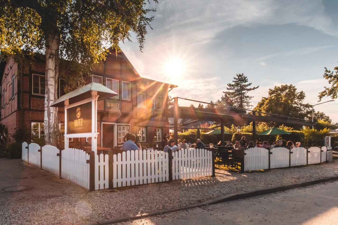 Hotel Butz Шарбойц Экстерьер фото