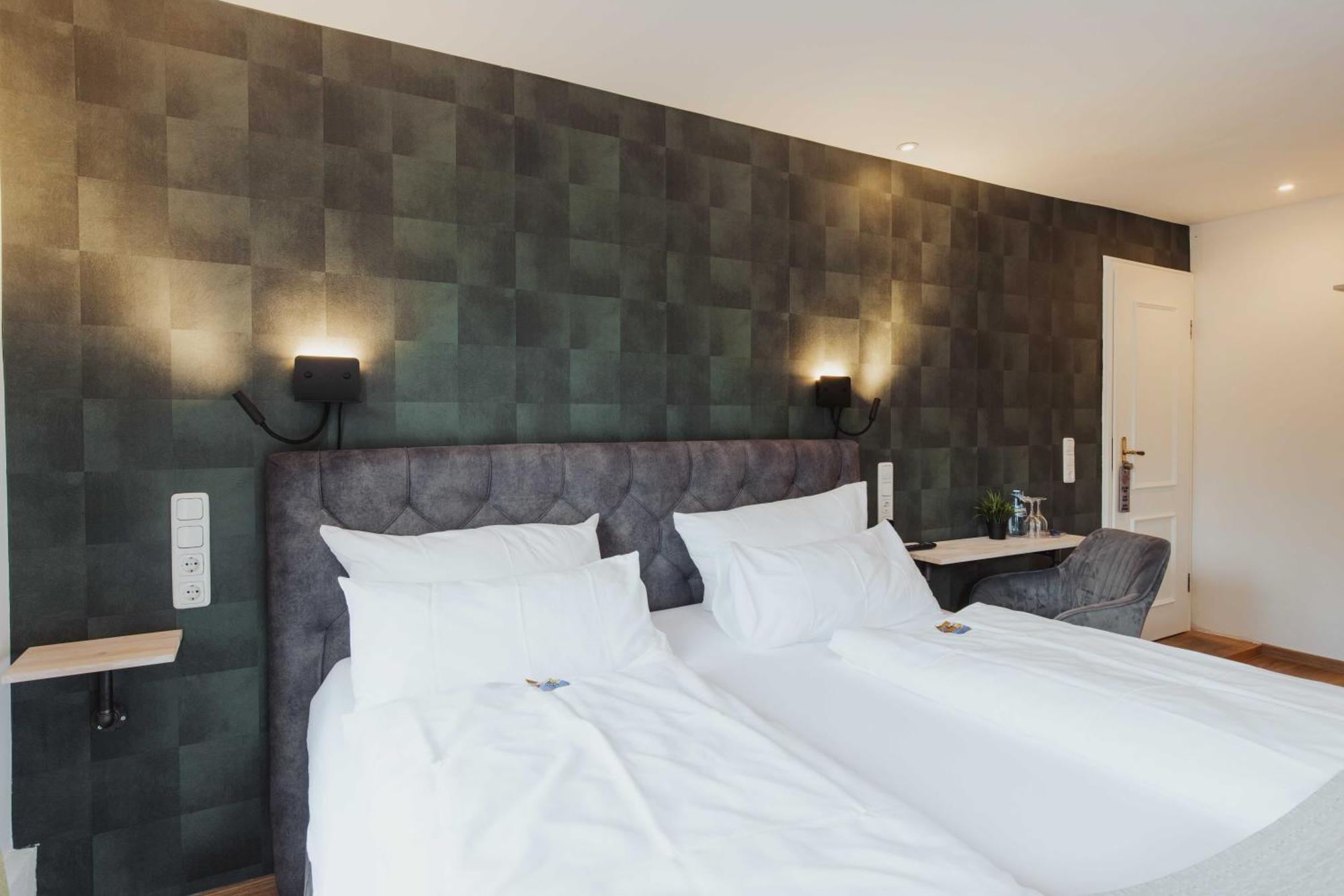 Hotel Butz Шарбойц Экстерьер фото