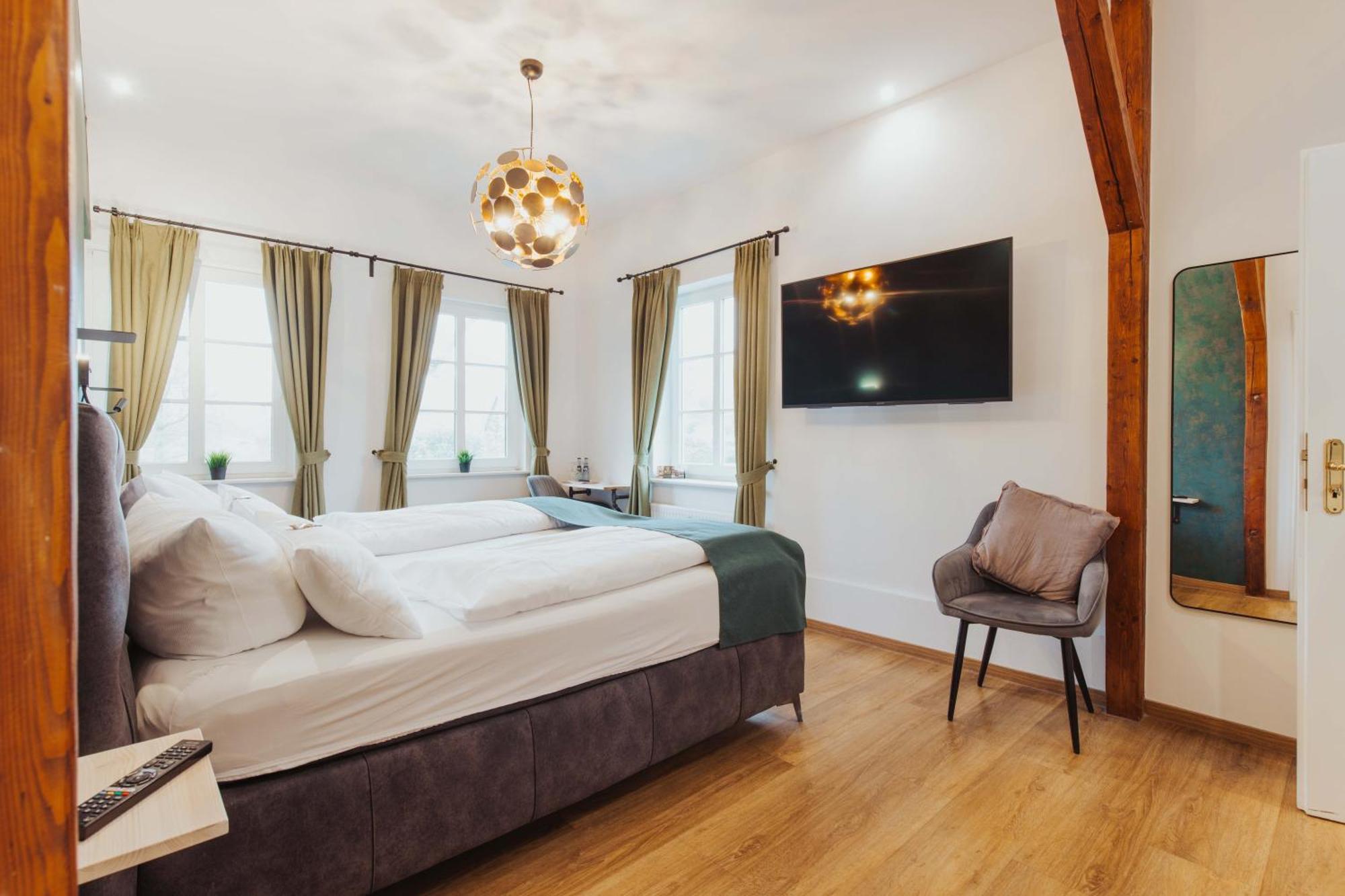 Hotel Butz Шарбойц Экстерьер фото